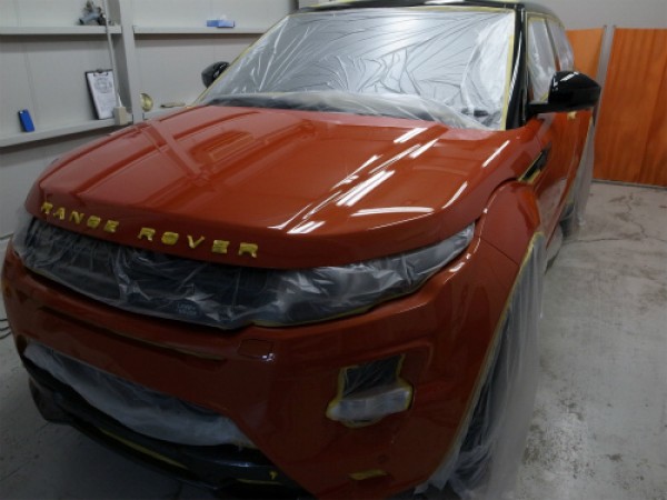 レンジローバーイヴォーク５ドア　ダイナミックの新車をガラスコーティング　久留米市のHさまサムネイル