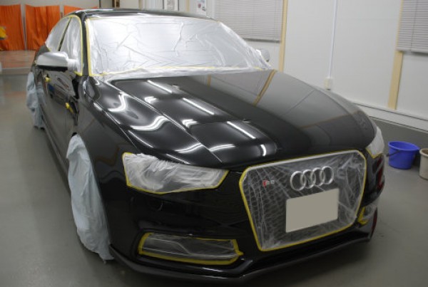 Audi S5 Sportback　白ボケボディを磨き上げガラスコーティング　福岡市Nさまサムネイル